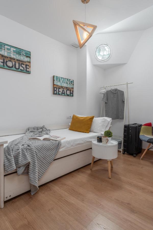 Tuguest Postigo I Catedral Apartment - Free Parking Granada Buitenkant foto