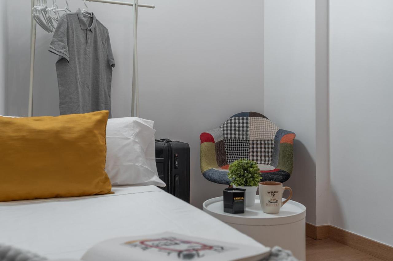 Tuguest Postigo I Catedral Apartment - Free Parking Granada Buitenkant foto